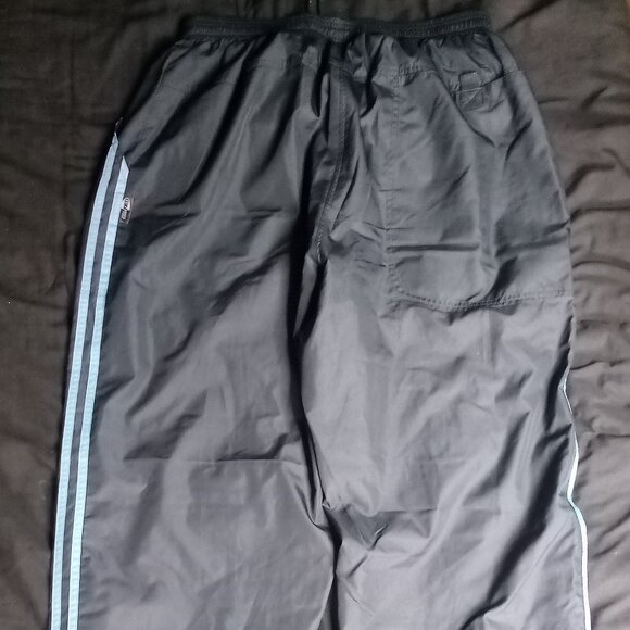 Vintage Adidas ClimaProof Stripe Mesh Lined Wind Pants Joggers Trainers - Picture 7 of 8